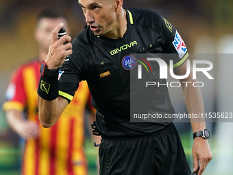 Referee Michael Fabbri officiates the Serie A match between Lecce and Cagliari in Lecce, Italy, on August 31, 2024. (