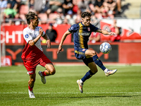 FC Utrecht player Sieb Horemans and FC Twente player Mitchell van Bergen during the match Utrecht vs. Twente at Stadium Galgenwaard for the...