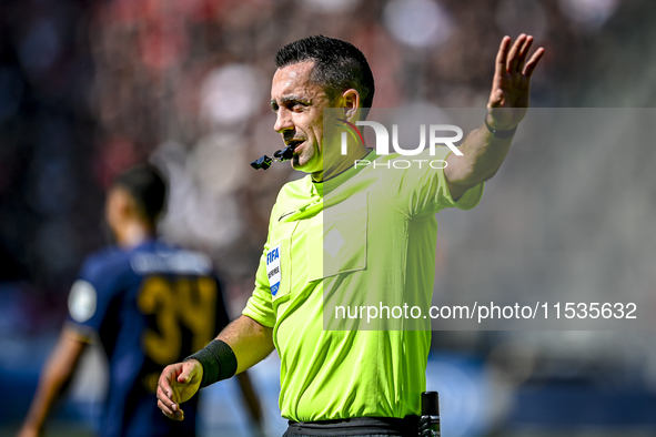 Referee Dennis Higler officiates the match between Utrecht and Twente at Stadium Galgenwaard for the Dutch Eredivisie 4th round season 2024-...