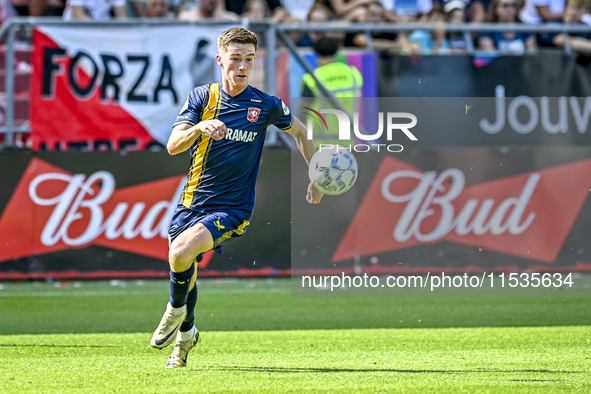 FC Twente player Daan Rots during the match Utrecht vs. Twente at Stadium Galgenwaard for the Dutch Eredivisie 4th round season 2024-2025 in...