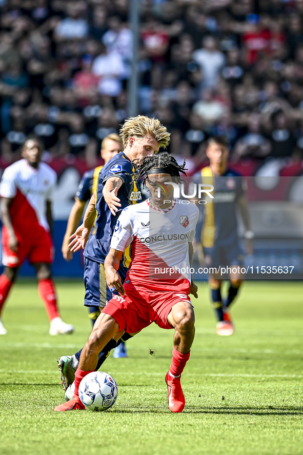 FC Twente player Sem Steijn and FC Utrecht player Alonzo Engwanda during the match Utrecht vs. Twente at Stadium Galgenwaard for the Dutch E...