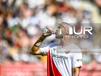 FC Utrecht player Mike van der Hoorn during the match Utrecht vs. Twente at Stadium Galgenwaard for the Dutch Eredivisie 4th round season 20...