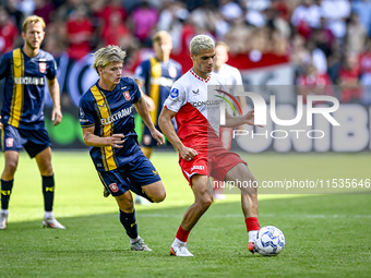 FC Twente player Sem Steijn and FC Utrecht player Can Bozdogan during the match Utrecht vs. Twente at Stadium Galgenwaard for the Dutch Ered...