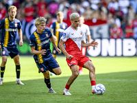 FC Twente player Sem Steijn and FC Utrecht player Can Bozdogan during the match Utrecht vs. Twente at Stadium Galgenwaard for the Dutch Ered...