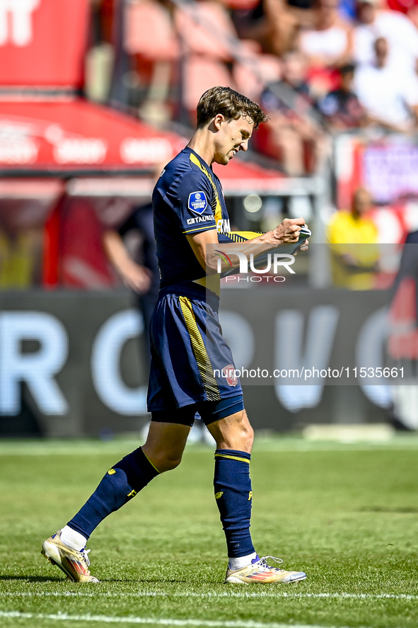 FC Twente player Youri Regeer during the match Utrecht vs. Twente at Stadium Galgenwaard for the Dutch Eredivisie 4th round season 2024-2025...