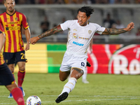 Gianluca Lapadula of Cagliari Calcio is in action during the Serie A match between Lecce and Cagliari in Lecce, Italy, on August 31, 2024. (