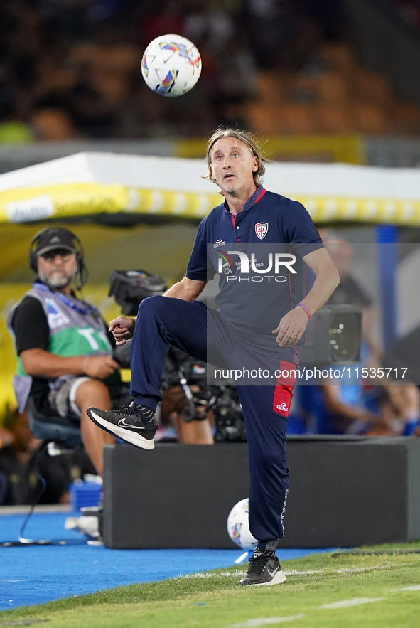 Coach Davide Nicola of Cagliari reacts during the Serie A match between Lecce and Cagliari in Lecce, Italy, on August 31, 2024. 