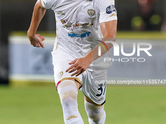 Paulo Azzi of Cagliari Calcio is in action during the Serie A match between Lecce and Cagliari in Lecce, Italy, on August 31, 2024. (