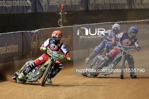 William Cairns (Reserve) of Belle Vue 'Cool Running' Colts leads Matt Marson of Belle Vue 'Cool Running' Colts during the WSRA National Deve...