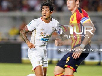 Gianluca Lapadula of Cagliari Calcio is in action during the Serie A match between Lecce and Cagliari in Lecce, Italy, on August 31, 2024. (