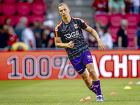 Go Ahead Eagles player Finn Stokkers warms up during the match between PSV and Go Ahead Eagles at the Philips Stadium for the Dutch Eredivis...