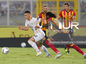 Roberto Piccoli of Cagliari Calcio is in action during the Serie A match between Lecce and Cagliari in Lecce, Italy, on August 31, 2024. (