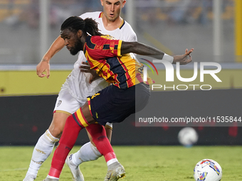 Roberto Piccoli of Cagliari Calcio is in action during the Serie A match between Lecce and Cagliari in Lecce, Italy, on August 31, 2024. (