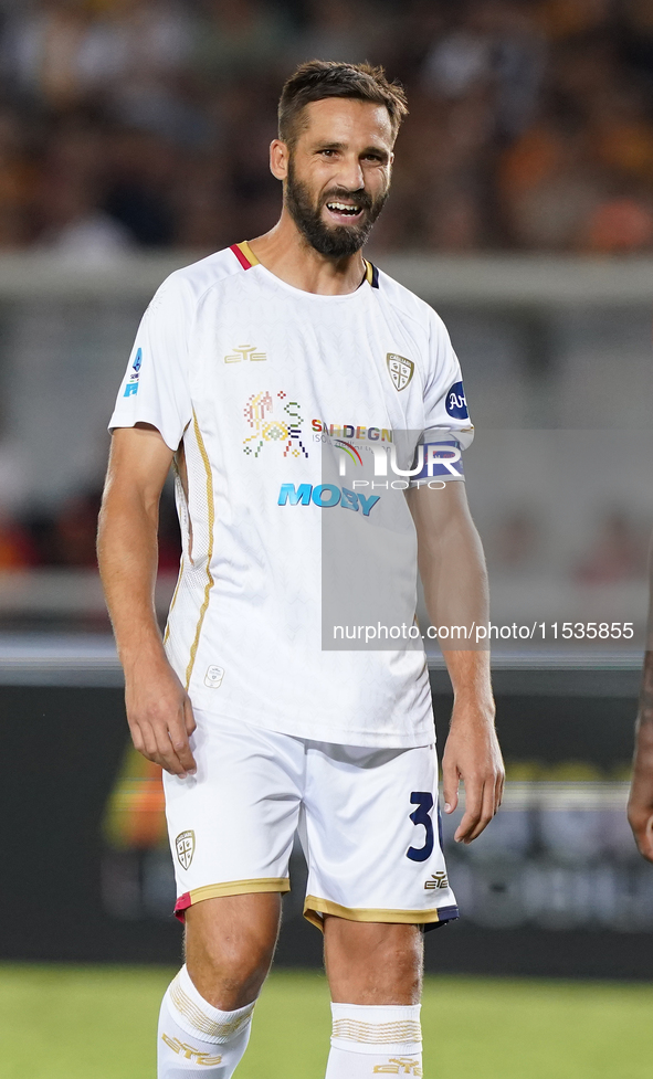 Leonardo Pavoletti of Cagliari Calcio is in action during the Serie A match between Lecce and Cagliari in Lecce, Italy, on August 31, 2024. 