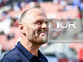 FC Twente trainer Joseph Oosting during the match Utrecht - Twente at the Stadium Galgenwaard for the Dutch Eredivisie 4th round season 2024...