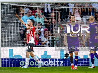 PSV player Hirving Lozano scores the 2-0 and celebrates the goal during the match PSV vs. Go Ahead Eagles at the Philips Stadium for the Dut...