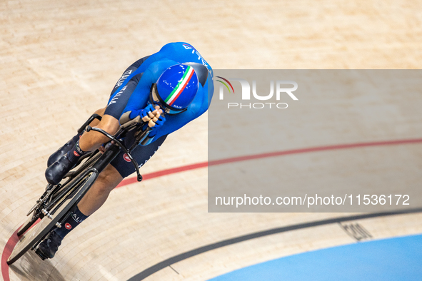 Bernard Lorenzo with pilot Plebani Davide of Italy in action during the Para Cycling Track - Men's B 1000m Time Trial at the National Velodr...