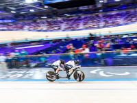 Hannah Chadwick (B) with pilot Skyler Espinoza of the USA competes in the Para Cycling Track - Women's B 3000m Individual Pursuit at the Nat...