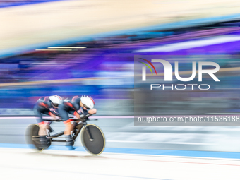 Unwin Sophie with the pilot Holl Jenny of the UK competes in the Para Cycling Track - Women's B 3000m Individual Pursuit at the National Vel...