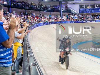 Unwin Sophie with the pilot Holl Jenny of the UK competes in the Para Cycling Track - Women's B 3000m Individual Pursuit at the National Vel...