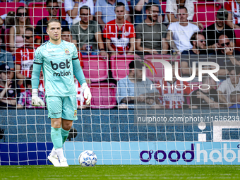 Go Ahead Eagles goalkeeper Luca Plogmann during the match PSV vs. Go Ahead Eagles at the Philips Stadium for the Dutch Eredivisie 4th round...