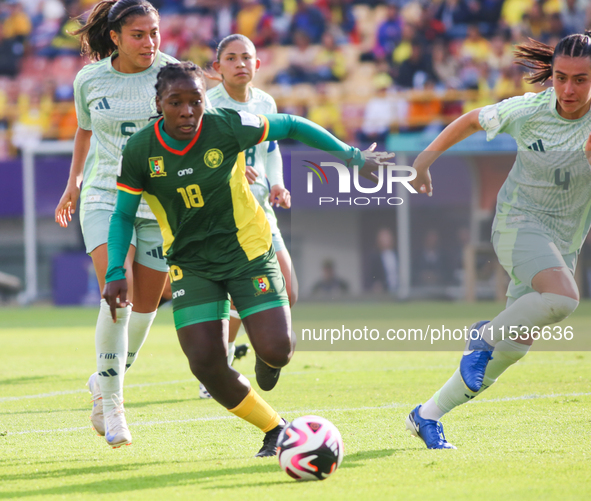 Nina Ngueleu of Cameroon fights for the ball against Giselle Espinoza of Mexico during the FIFA U-20 Women's World Cup 2024 match between Ca...