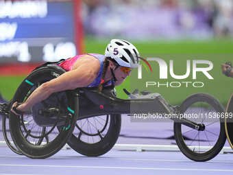 Tatyana Mcfadden of United States of America in action in Women's 800m - T54 Final during the Paris 2024 Paralympic Games at Stade de France...