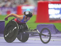 Hannah Dederick of United States of America in action in Women's 800m - T54 Final during the Paris 2024 Paralympic Games at Stade de France...