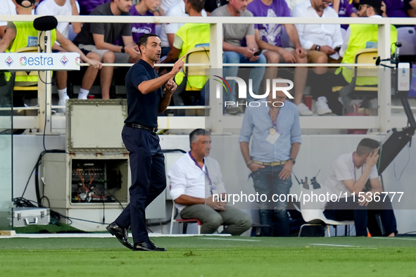 Raffaele Palladino head coach of ACF Fiorentina gestures during the Serie A Enilive match between ACF Fiorentina and AC Monza at Stadio Arte...