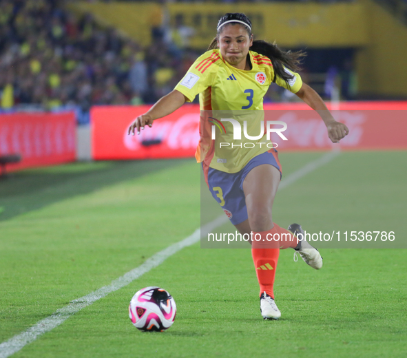 Cristina Motta controls the ball during the 2024 FIFA U-20 Women's World Cup match between Colombia and Australia at El Campin stadium in Bo...