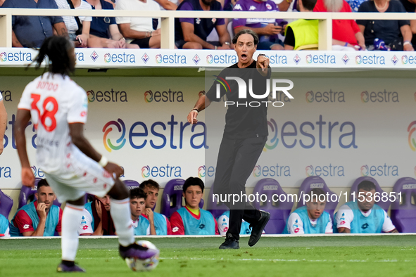 Alessandro Nesta head coach of AC Monza gestures during the Serie A Enilive match between ACF Fiorentina and AC Monza at Stadio Artemio Fran...