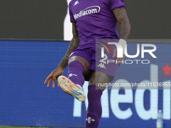 Domilson Cordeiro Dos Santos Dodo of ACF Fiorentina controls the ball during the Italian Serie A football match between ACF Fiorentina and A...