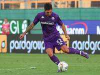 Danilo Cataldi of ACF Fiorentina controls the ball during the Italian Serie A football match between ACF Fiorentina and AC Monza in Florence...