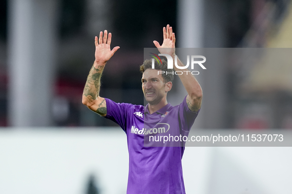 Danilo Cataldi of ACF Fiorentina looks dejected during the Serie A Enilive match between ACF Fiorentina and AC Monza at Stadio Artemio Franc...