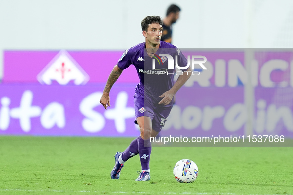 Danilo Cataldi of ACF Fiorentina during the Serie A Enilive match between ACF Fiorentina and AC Monza at Stadio Artemio Franchi on September...