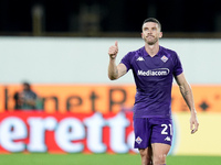 Robin Gosens of ACF Fiorentina gestures during the Serie A Enilive match between ACF Fiorentina and AC Monza at Stadio Artemio Franchi on Se...