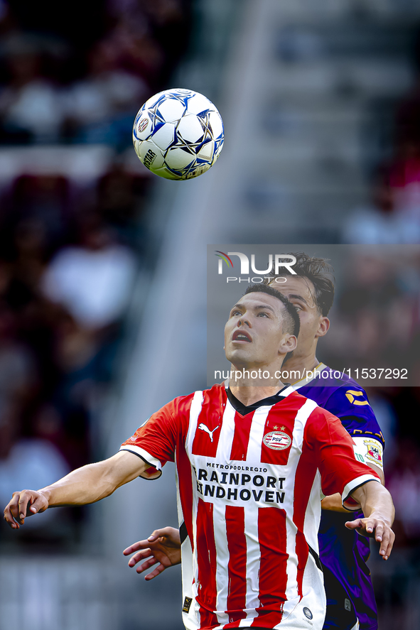 PSV player Hirving Lozano plays during the match PSV vs. Go Ahead Eagles at the Philips Stadium for the Dutch Eredivisie 4th round season 20...