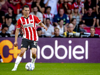 PSV player Hirving Lozano plays during the match PSV vs. Go Ahead Eagles at the Philips Stadium for the Dutch Eredivisie 4th round season 20...