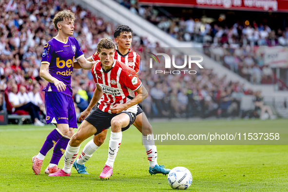 PSV player Guus Til during the match PSV vs. Go Ahead Eagles at the Philips Stadium for the Dutch Eredivisie 4th round season 2024-2025 in E...