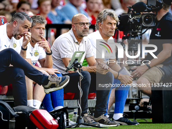 PSV trainer Peter Bosz during the match between PSV and Go Ahead Eagles at the Philips Stadium for the Dutch Eredivisie 4th round season 202...