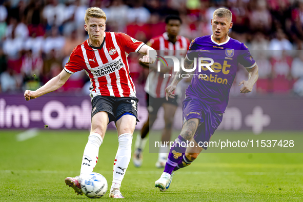 PSV player Jerdy Schouten during the match PSV vs. Go Ahead Eagles at the Philips Stadium for the Dutch Eredivisie 4th round season 2024-202...