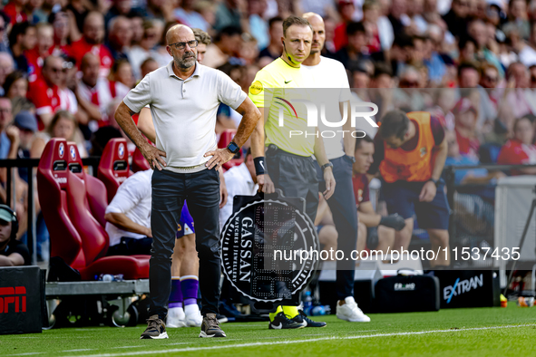 PSV trainer Peter Bosz during the match between PSV and Go Ahead Eagles at the Philips Stadium for the Dutch Eredivisie 4th round season 202...