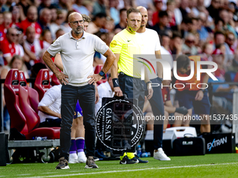 PSV trainer Peter Bosz during the match between PSV and Go Ahead Eagles at the Philips Stadium for the Dutch Eredivisie 4th round season 202...