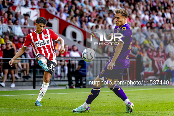 PSV player Richard Ledezma during the match between PSV and Go Ahead Eagles at the Philips Stadium for the Dutch Eredivisie 4th round season...