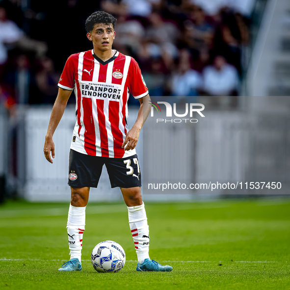 PSV player Richard Ledezma during the match between PSV and Go Ahead Eagles at the Philips Stadium for the Dutch Eredivisie 4th round season...