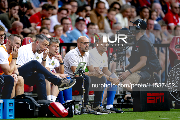 PSV trainer Peter Bosz during the match between PSV and Go Ahead Eagles at the Philips Stadium for the Dutch Eredivisie 4th round season 202...