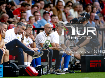 PSV trainer Peter Bosz during the match between PSV and Go Ahead Eagles at the Philips Stadium for the Dutch Eredivisie 4th round season 202...