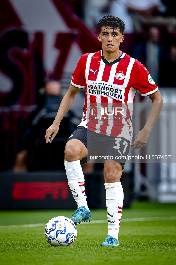 PSV player Richard Ledezma during the match between PSV and Go Ahead Eagles at the Philips Stadium for the Dutch Eredivisie 4th round season...