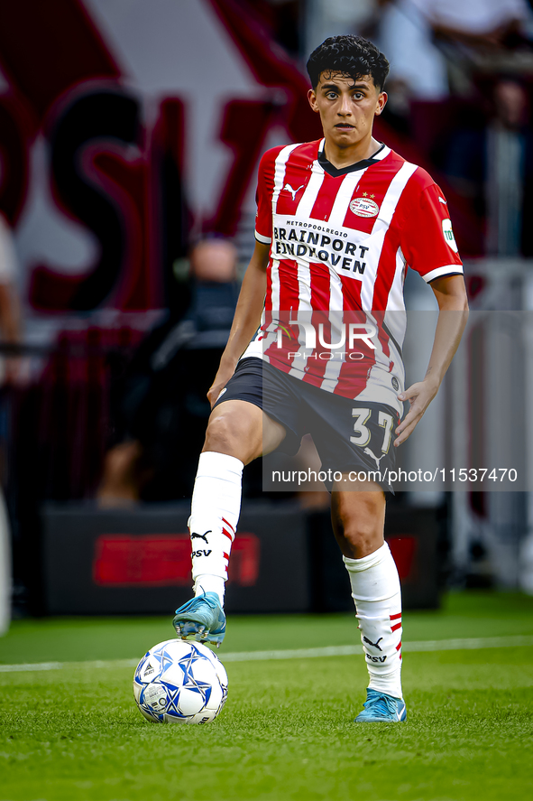 PSV player Richard Ledezma during the match between PSV and Go Ahead Eagles at the Philips Stadium for the Dutch Eredivisie 4th round season...