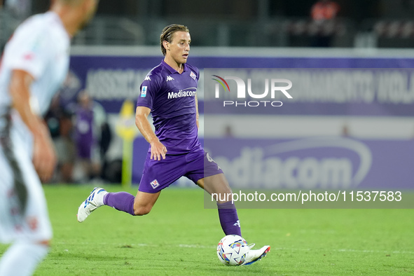 Edoardo Bove of ACF Fiorentina during the Serie A Enilive match between ACF Fiorentina and AC Monza at Stadio Artemio Franchi on September 0...